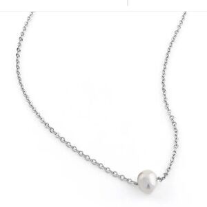 NWT Erimish Elegant Silver Pearl Necklace, new in bag and pouch